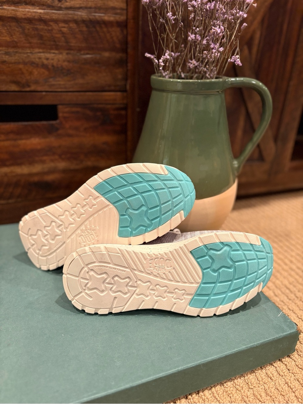 Hey Dude Sirocco Speckle Grey Neon Women’s Shoes NWT - Picture 9 of 16